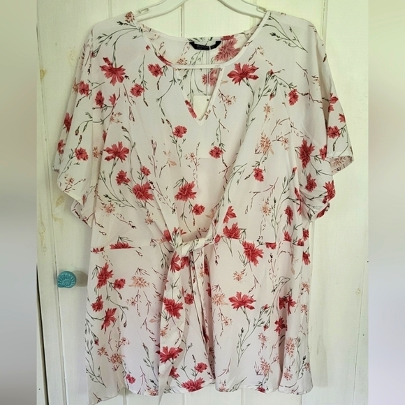Plain Keyhole Knotted Front Floral Ruffle Sleeve Blouse - Picture 1 of 8